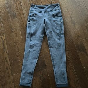 Lululemon Gray Unique Crop Pants - Size 2
